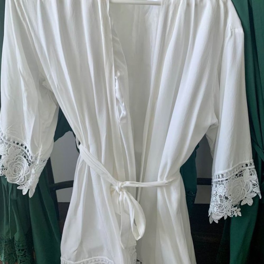 Bridal Robes - Picture 2 of 4
